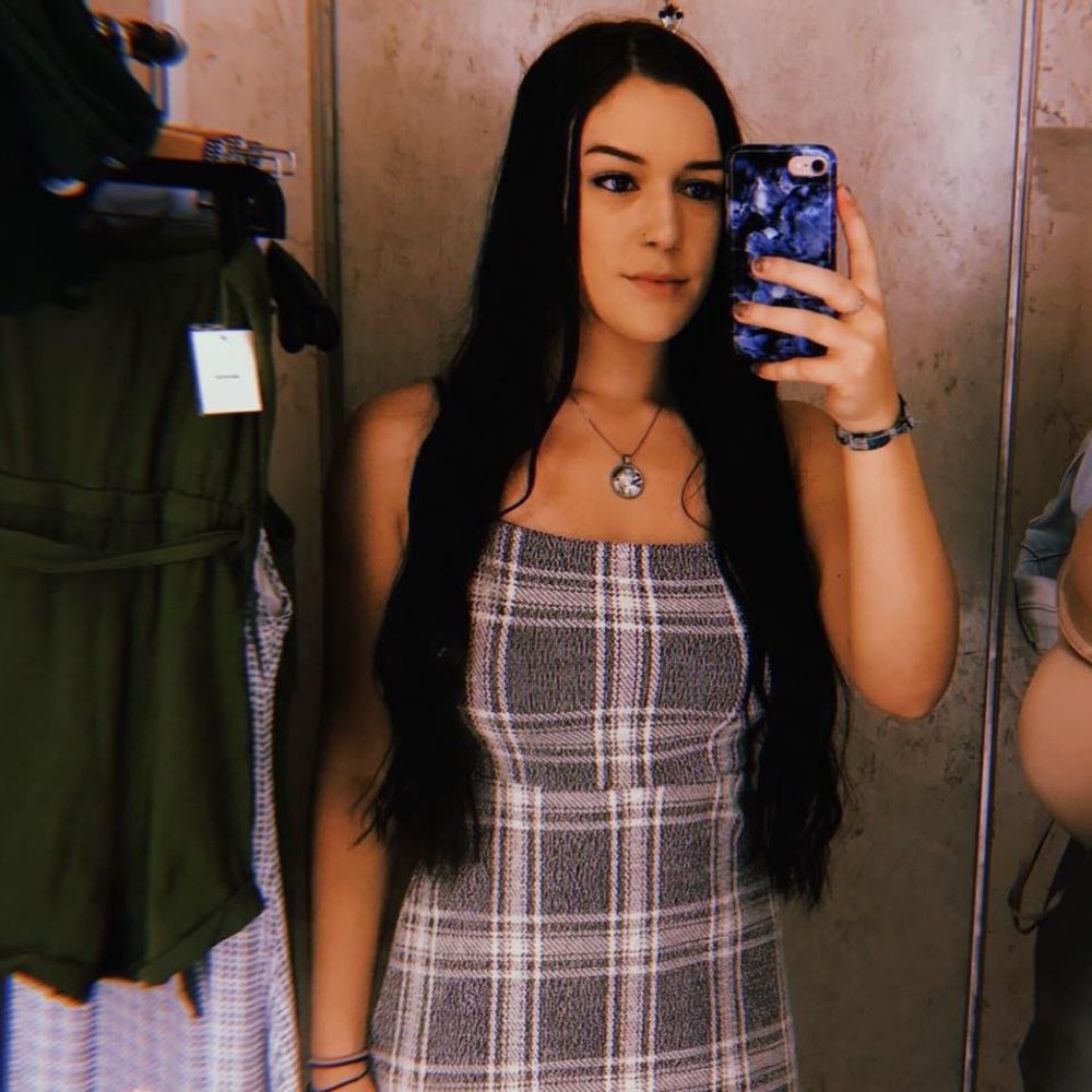 Meet your Posher, Hayley